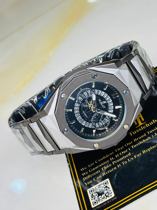 Two Tone Prism Chain Strapped Hologram Dial Hublot Watch