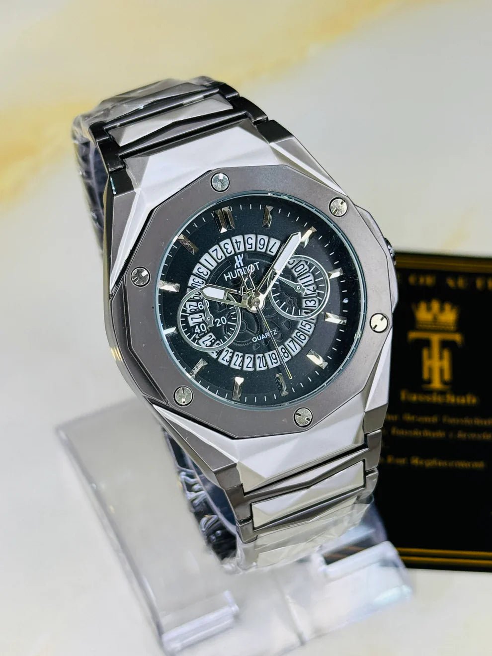 Two Tone Prism Chain Strapped Hologram Dial Hublot Watch