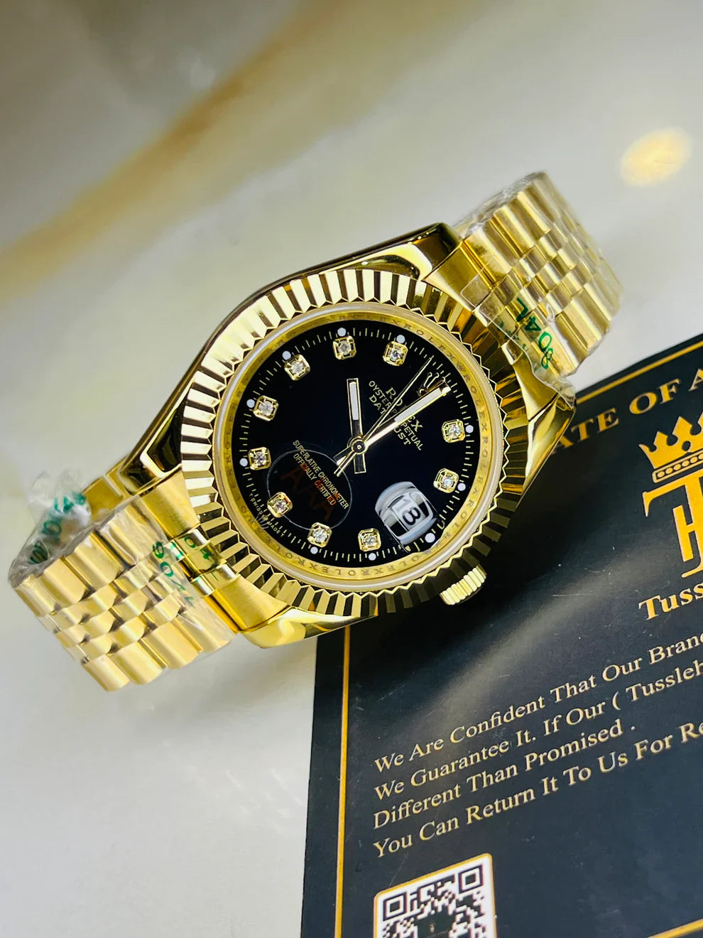 Jubilee Date Just Gold Fluted Bezel Black Dial Quartz Watch